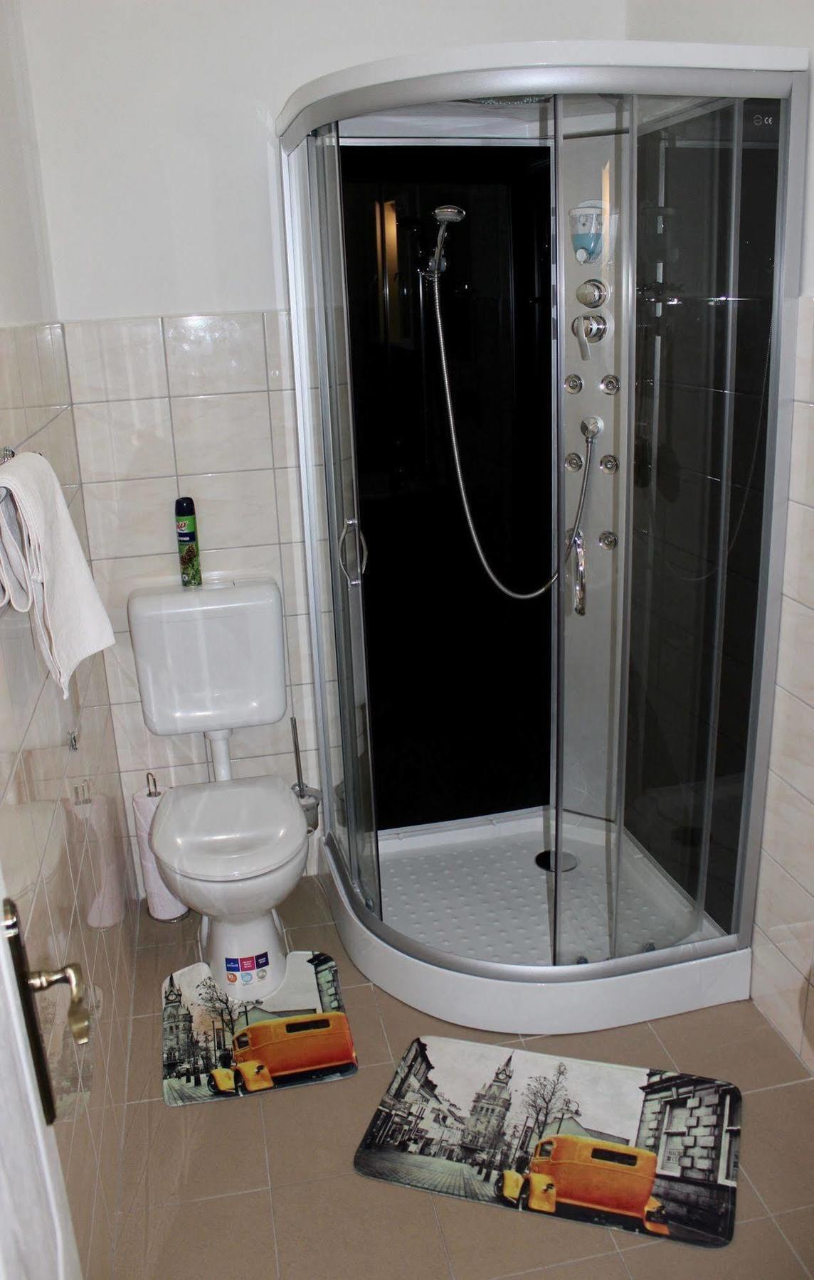 Hotel California Budapest Luaran gambar