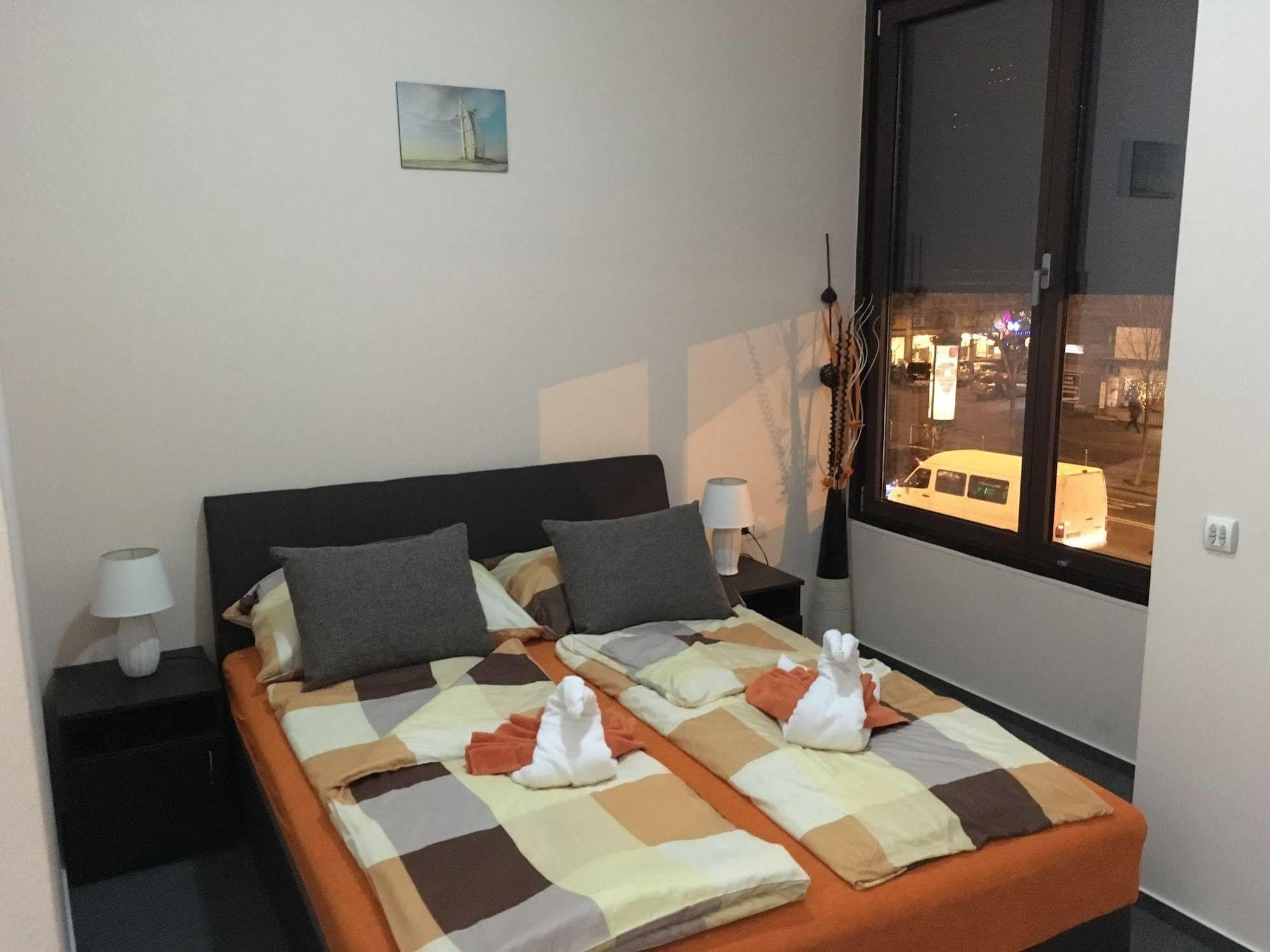 Hotel California Budapest Luaran gambar