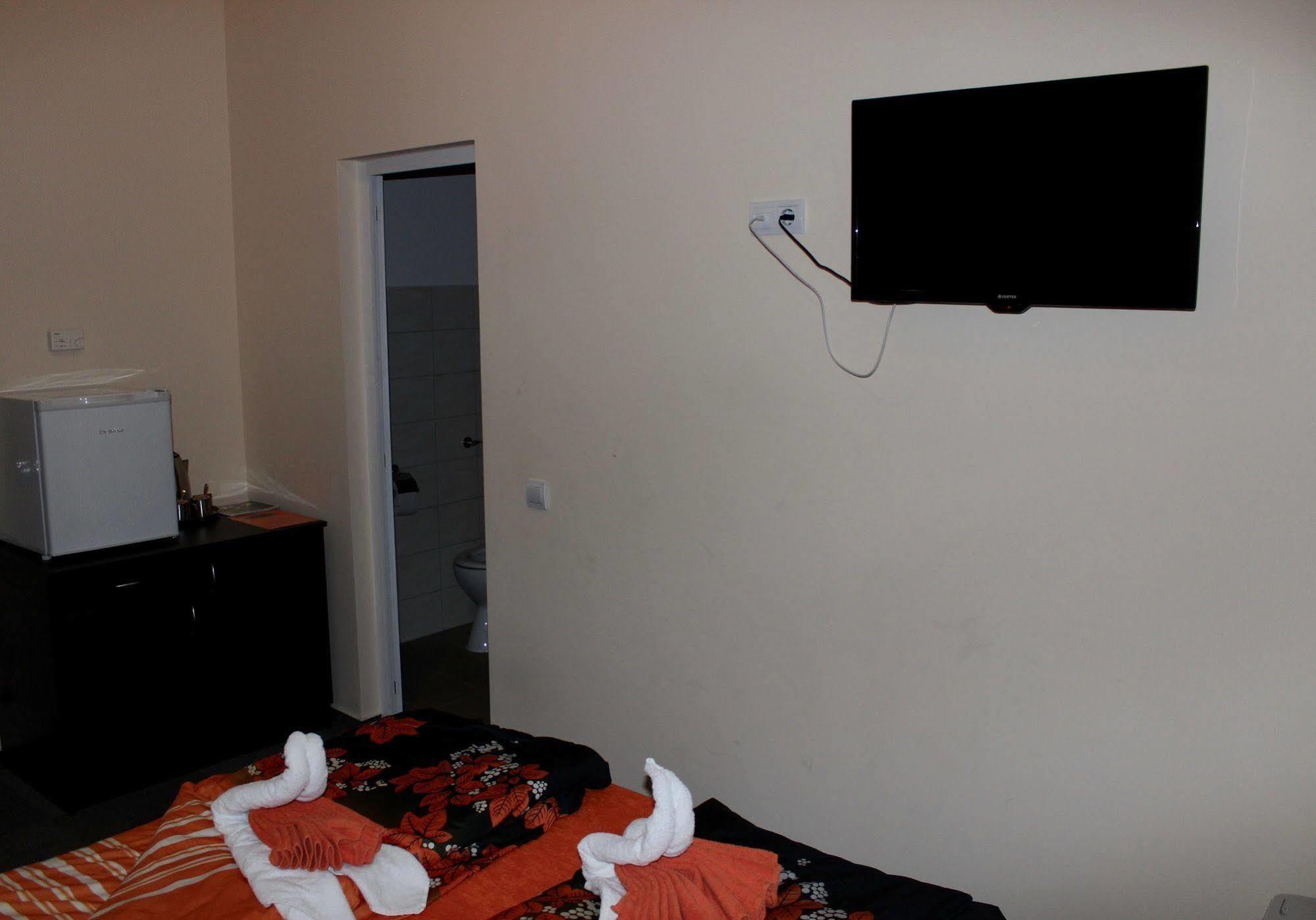 Hotel California Budapest Luaran gambar