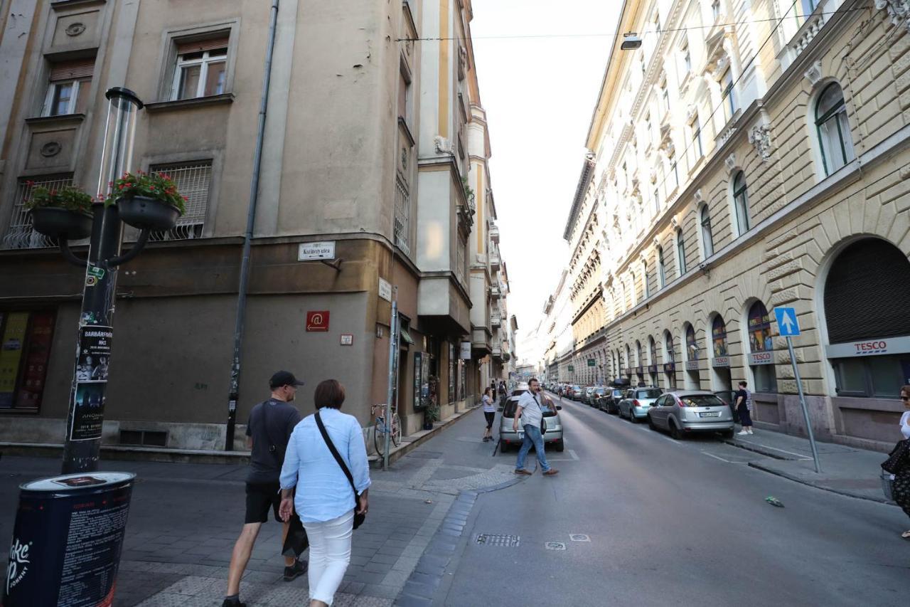 Hotel California Budapest Luaran gambar