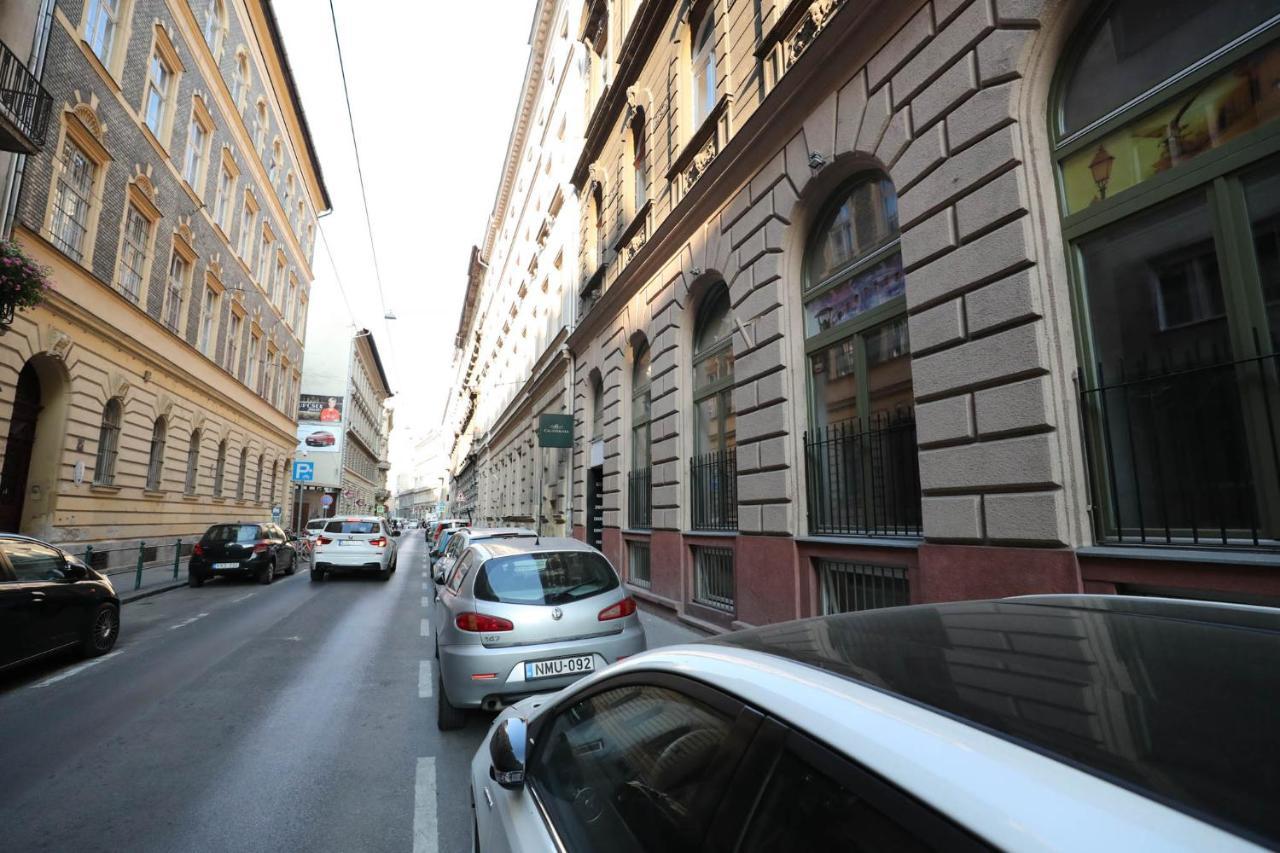 Hotel California Budapest Luaran gambar