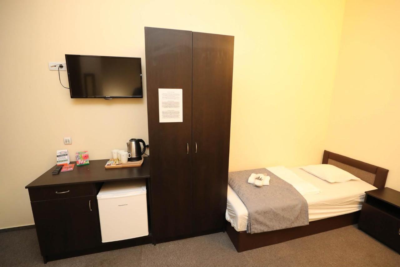 Hotel California Budapest Luaran gambar
